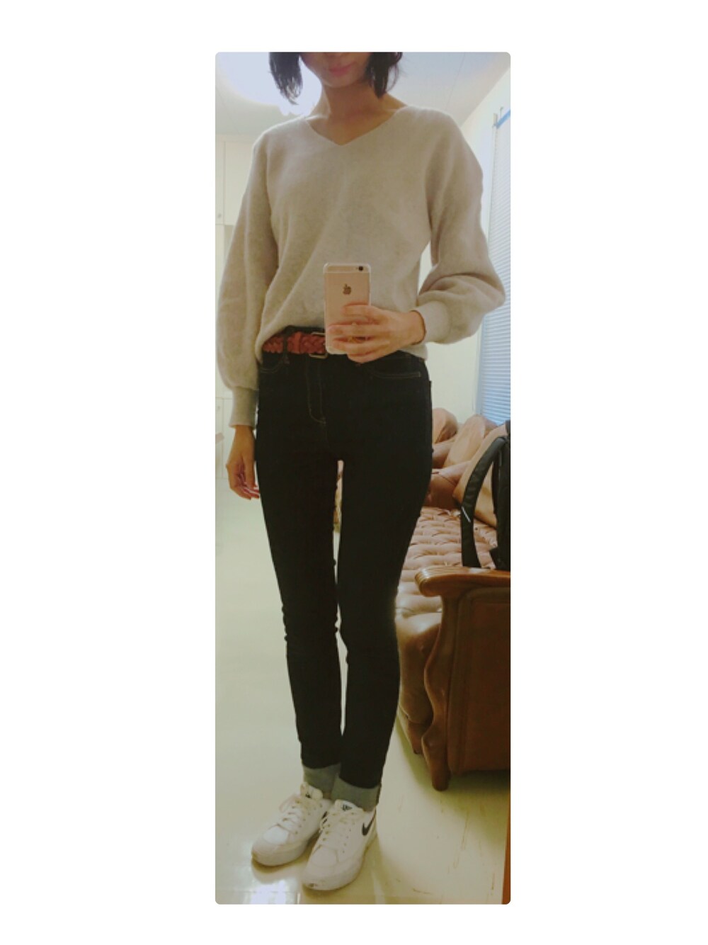 「カジュアルコーデ、きれいめカジュアル、シンプル、ボリューム袖、ニット、ootd、通勤コーデ、お仕事コーデ」｜「STRAWBERRY-FIELDSのヤクストレッチ　ニット（ニット/セーター、ピンク系）」を使った、yui*さん（レディース・165cm）の秋コーディネートの1枚目の写真