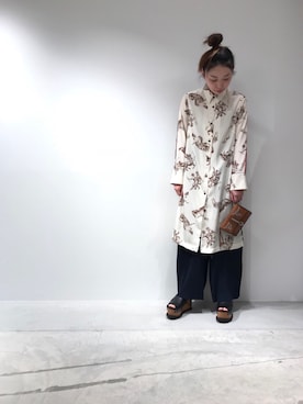 「TOGA PULLA（トーガ　プルラ）のアイテム（バッグ）」を使った、わたなべさん（レディース・163cm）の夏コーディネート