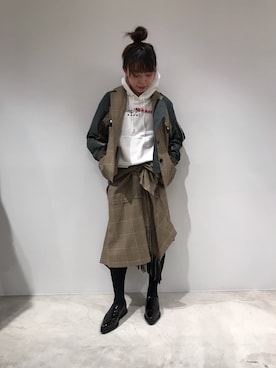 「Sacai（サカイ）のアイテム（パーカー）」を使った、わたなべさん（レディース・163cm）の冬コーディネート