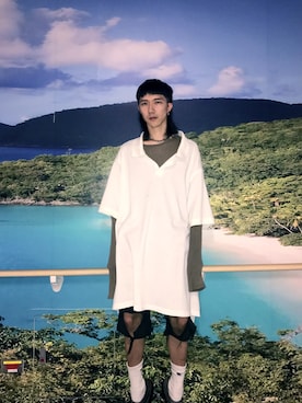 「VERSACE（ヴェルサーチ）のアイテム（パンツ）」を使った、XIWIさん（メンズ・172cm）の秋コーディネート