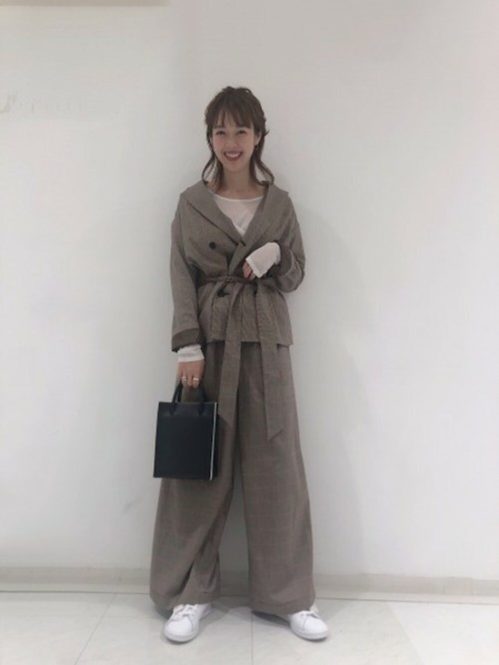 「ジャケット、セットアップ、adidas、JEANASiS、ジーナシス、マニッシュ、ワイドパンツ、チェックパンツ、ウエストマーク、ワイドパンツ×スニーカー」｜「JEANASISのセットアップジャケット/851737（テーラードジャケット、その他）」を使った、SAAYANさん（レディース・166cm）の秋コーディネートの1枚目の写真