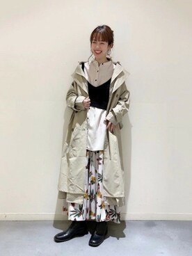 「JEANASIS（ジーナシス）のアイテム（トレンチコート）」を使った、SAAYANさん（レディース・166cm）の春コーディネート