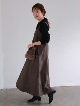 「スローブイエナ」｜「アイテム（ジャンパースカート）」を使った、ayumiさん（レディース・159cm）の秋コーディネート
