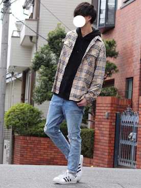 「ビッグシャツ」｜「アイテム（ブルゾン）」を使った、ダイキさん（メンズ・189cm）の春コーディネート