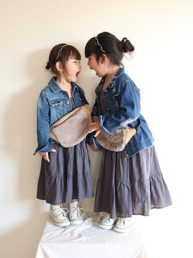 「5歳」｜「アイテム（デニムジャケット）」を使った、yukiさん（キッズ・100cm）の冬コーディネート