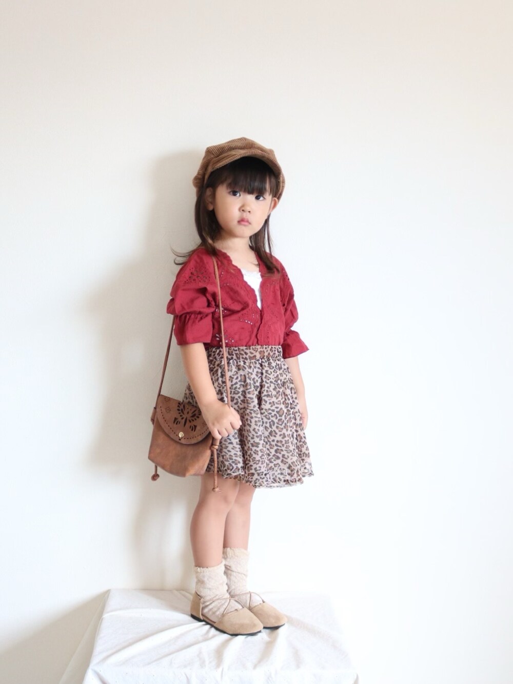 「kids、おんなのこコーデ、キッズコーデ、キッズファッション、おしゃれさんと繋がりたい、4歳、こどもコーデ、チャオパニックティピー(CIAOPANIC TYPY)、girl、キッズ」｜「CIAOPANIC TYPYのアイテム（トップス、レッド系）」を使った、yukiさん（キッズ・120cm）の秋コーディネートの1枚目の写真