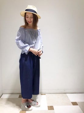 「a.v.v（アーヴェヴェ）のアイテム（帽子）」を使った、yuri.さん（レディース・158cm）の春コーディネート