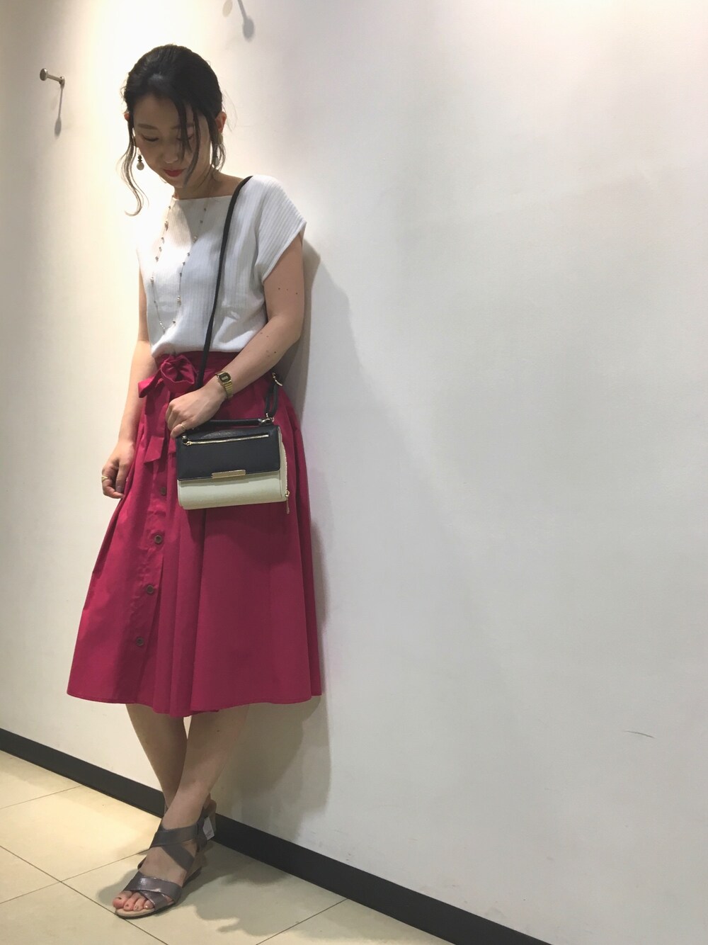 yuri.さんの「カラーフレアスカート[WEB限定サイズ]（a.v.v）」を使ったコーディネート