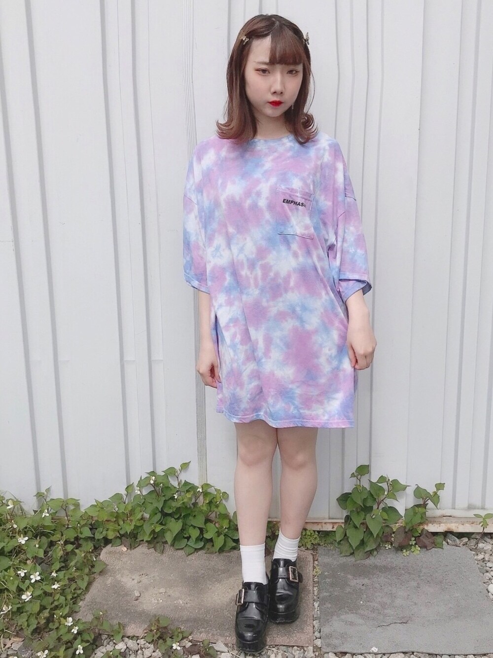 「プチプラ、いいね、save、フォローお願いします🤑、楽チンコーデ、低身長、WEGO、プチプラコーデ、タイダイ柄、ストリート、オーバーサイズ」｜「WEGOのWEGO/タイダイポケットTシャツ（Tシャツ/カットソー、ブルー系）」を使った、じんももさん（レディース・152cm）の春コーディネートの1枚目の写真