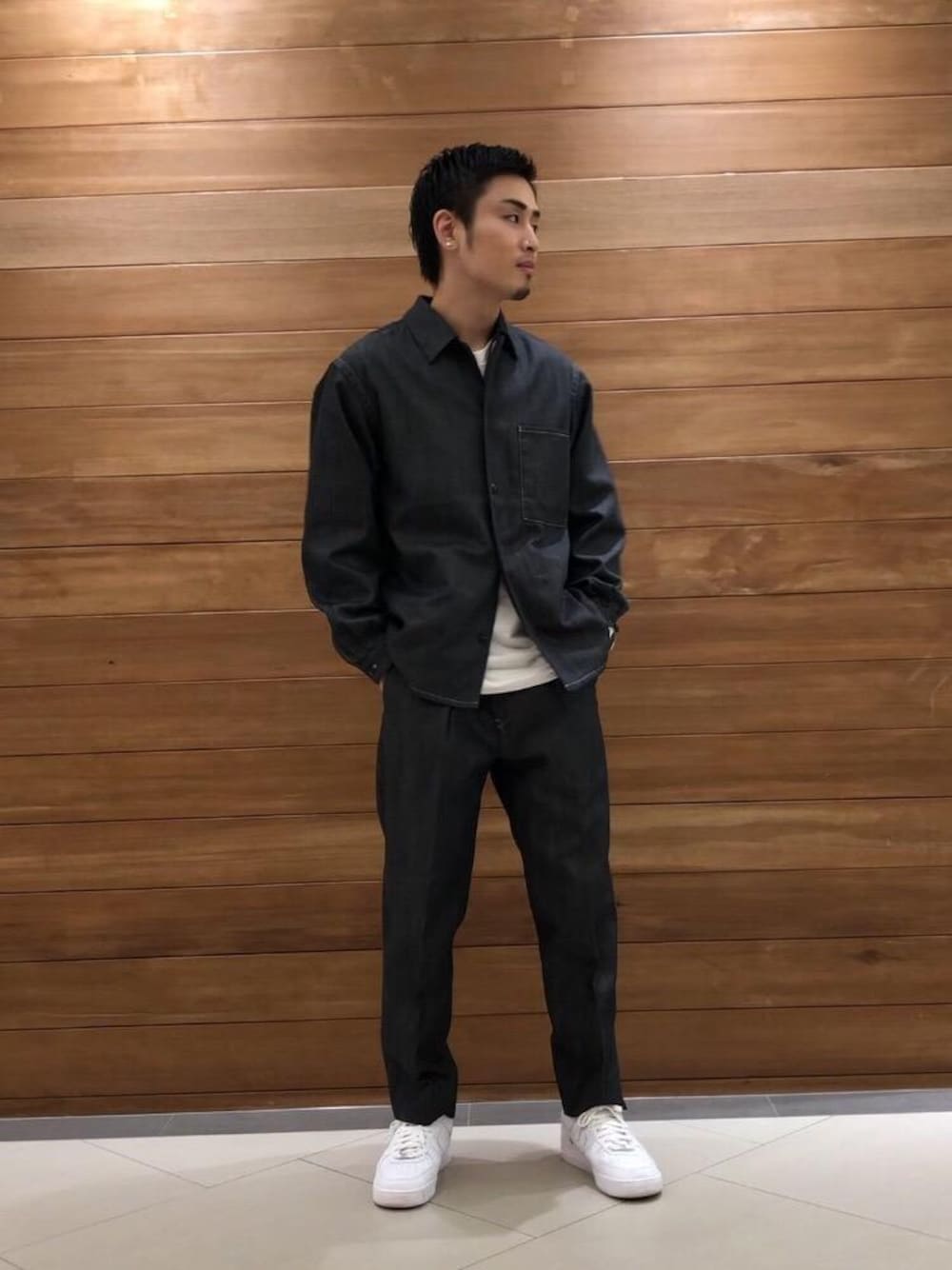 メンズ ＜UNITED ARROWS＞ノンフェイド ワイドテーパード 1プリーツ デニム