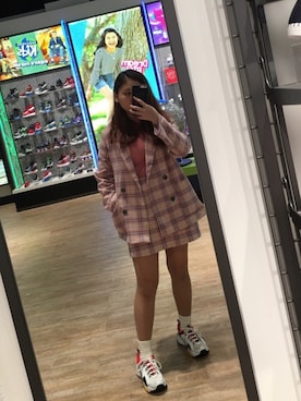 「MONKI（モンキ）のアイテム（ジャケット/アウター）」を使った、Crezel Tanさん（レディース・163cm）の春コーディネート
