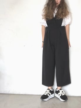 「白黒」｜「アイテム（サロペット/オーバーオール）」を使った、さーさん（レディース・150cm）の春コーディネート
