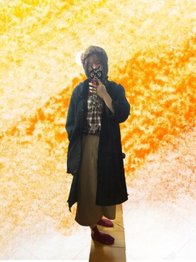 「UNIQLO（ユニクロ）のアイテム（トレンチコート、ブラック系）」を使った、羅椉尹さん（レディース・165cm）の秋コーディネート