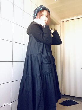 「Suiのアイテム（ワンピース、ブラック系）」を使った、羅椉尹さん（レディース・165cm）の秋コーディネート