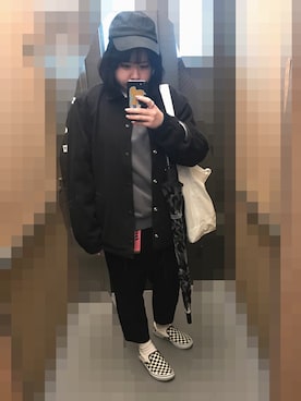 「STUSSY（ステューシー）のアイテム（その他アウター）」を使った、ササキ ノアさん（レディース・156cm）の春コーディネート