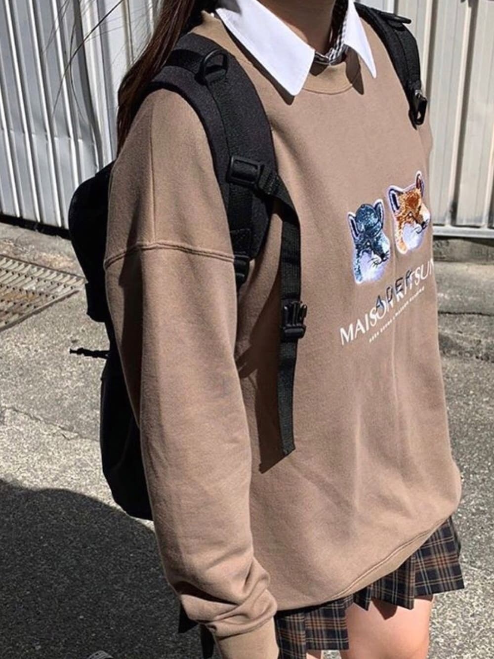 「ADER error、carhartt、韓国ファッション、制服、JK、学校嫌い、ともだちだいすき、低身長、とりま痩せよう」｜「ADER errorのアイテム（スウェット、ベージュ系）」を使った、:mokaさん（レディース・153cm）の春コーディネートの1枚目の写真
