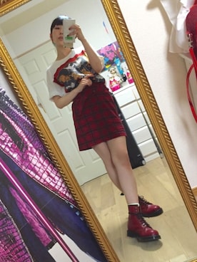 「イギリス」｜「アイテム（アクセサリー）」を使った、相沢梨紗さん（レディース・159cm）の秋コーディネート