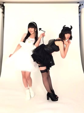 「ロングヘア」｜「アイテム（その他）」を使った、相沢梨紗さん（レディース・159cm）の秋コーディネート