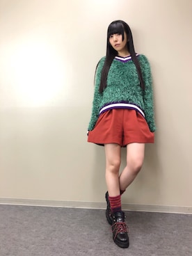 「snidel」｜「アイテム（その他シューズ）」を使った、相沢梨紗さん（レディース・159cm）の冬コーディネート