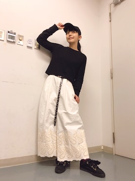 「unrelaxing（アンリラクシング）のアイテム（帽子）」を使った、相沢梨紗さん（レディース・159cm）の冬コーディネート