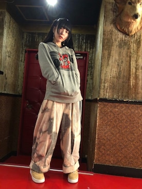 「だぼだぼ」｜「アイテム（アクセサリー）」を使った、相沢梨紗さん（レディース・159cm）の秋コーディネート