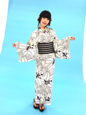 「ふりふ（フリフ）のアイテム（浴衣）」を使った、相沢梨紗さん（レディース・159cm）の夏コーディネート