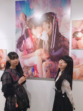 「ねずみ」｜相沢梨紗さん（レディース・159cm）の秋コーディネート