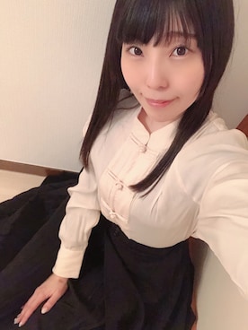 「sakishimatokyo（サキシマトーキョー）のアイテム（トップス）」を使った、相沢梨紗さん（レディース・159cm）の春コーディネート