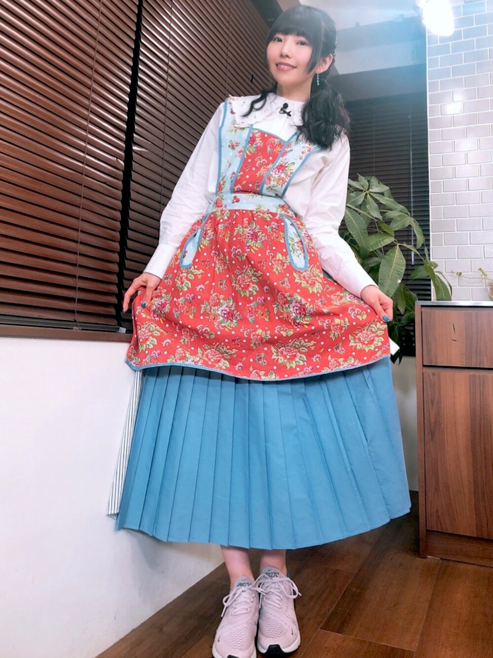 Ray BEAMSのシャツ/ブラウスを使った「水色」の人気ファッション