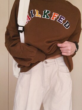 李海利さんのコーディネート