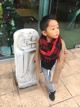 「アイテム（チェスターコート、イエロー系）」を使った、ゆいとんさん（キッズ・100cm）の冬コーディネート