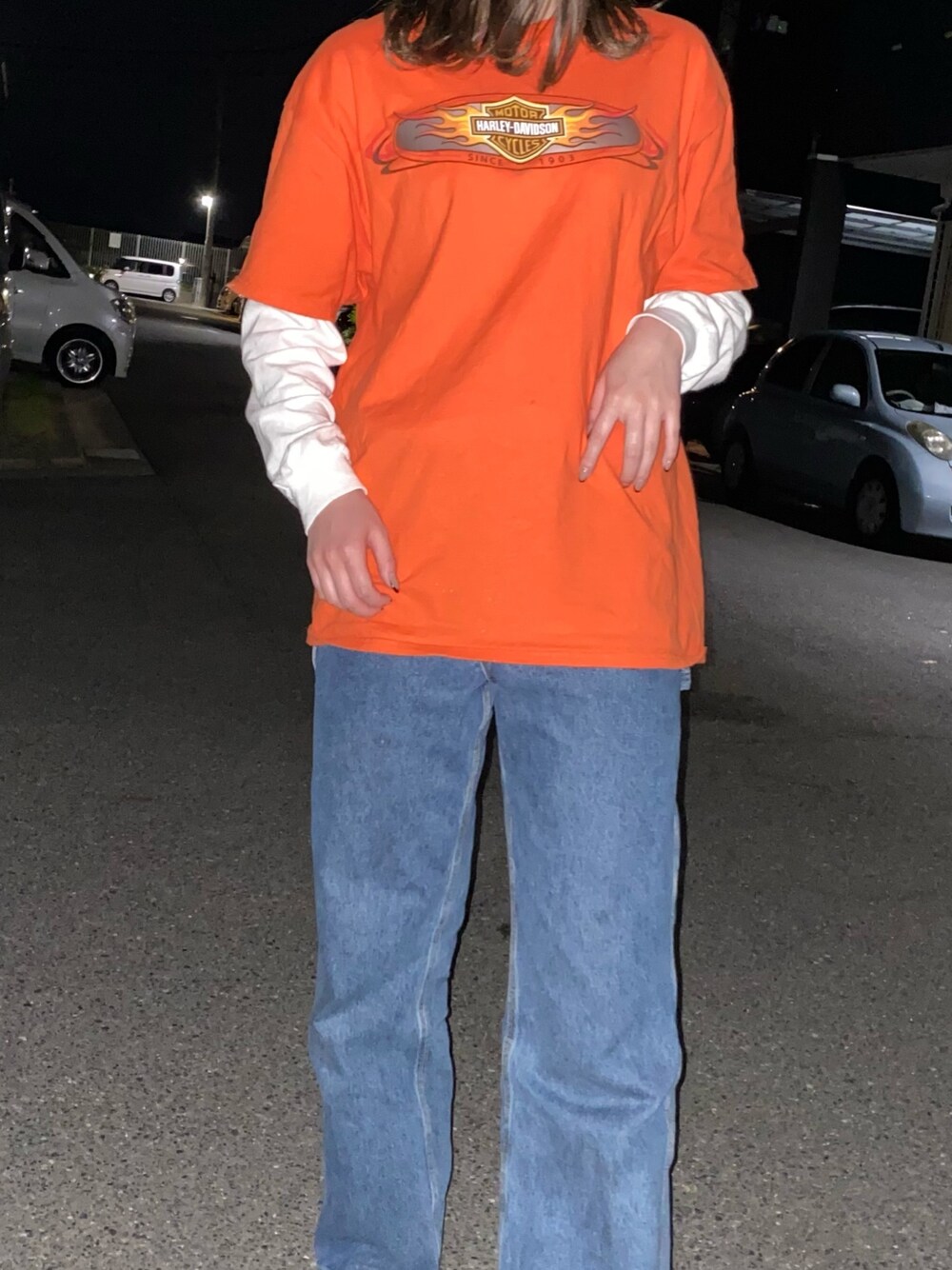 「HARLEY-DAVIDSON、古着、古着MIX、古着コーデ、carhartt」｜「Harley-Davidsonのアイテム（Tシャツ/カットソー、オレンジ系）」を使った、小鳥さん（レディース・171cm）の春コーディネートの1枚目の写真