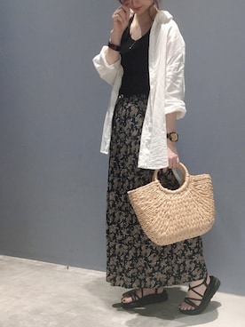 「AMERICAN HOLIC（アメリカンホリック）のアクリルバングル（バングル/リストバンド）」を使った、YUKIさん（レディース・161cm）の夏コーディネート