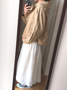 「ニコアンド」｜「アイテム（マウンテンパーカー）」を使った、KENIIさん（レディース・167cm）の冬コーディネート