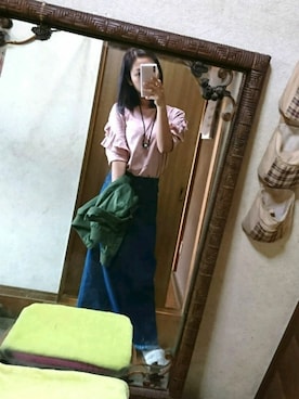 「rps（アールピーエス）のアイテム（MA-1）」を使った、MANAさん（レディース・169cm）の春コーディネート