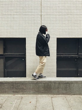 「VINTAGE（ヴィンテージ）のアイテム（マウンテンパーカー）」を使った、紀恩さん（レディース・158cm）の春コーディネート