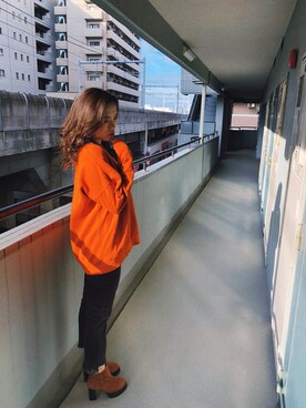 「GU（ジーユー）のアイテム（パーカー、オレンジ系）」を使った、ショウショウさん（レディース・168cm）の秋コーディネート