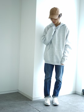 「JERZEES（ジャージーズ）のアイテム」を使った、くろさんさん（レディース・163cm）の秋コーディネート