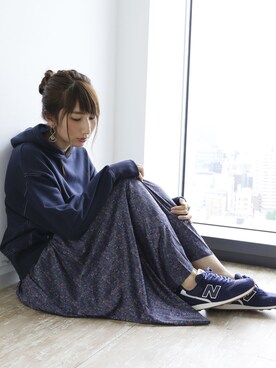 「SEVENDAYS=SUNDAY（セブンデイズサンデイ）のアイテム（パーカー）」を使った、くろさんさん（レディース・163cm）の秋コーディネート