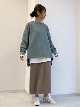 「袖ボリューム」｜「アイテム（スウェット）」を使った、くろさんさん（レディース・163cm）の冬コーディネート