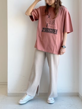 「Vintage PEANUTS（ビンテージピーナッツ）のWOODSTOCK&SNOOPY TEE　＊☆（Tシャツ/カットソー、ピンク系）」を使った、くろさんさん（レディース・163cm）の夏コーディネート
