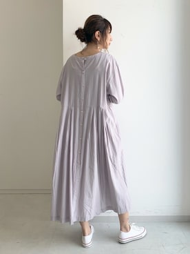 「CRAFT STANDARD BOUTIQUE（クラフトスタンダードブティック）の3WAY Wタックギャザーワンピース　＊（ワンピース、グレー系）」を使った、くろさんさん（レディース・163cm）の夏コーディネート