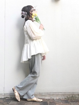 「アイテム（その他雑貨、イエロー系）」を使った、syrupさん（レディース・162cm）の春コーディネート
