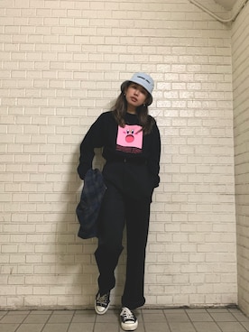 「CONVERSE STARS（コンバーススターズ）のアイテム」を使った、kuro74さん（レディース・164cm）の春コーディネート