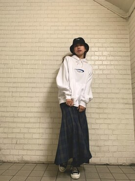 「CONVERSE STARS（コンバーススターズ）のアイテム」を使った、kuro74さん（レディース・164cm）の冬コーディネート