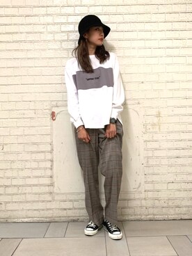 「CONVERSE STARS（コンバーススターズ）のアイテム」を使った、kuro74さん（レディース・164cm）の秋コーディネート