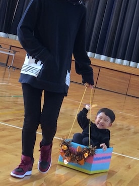 「TOMMY（トミー）のアイテム」を使った、komaさん（キッズ・90cm）の秋コーディネート