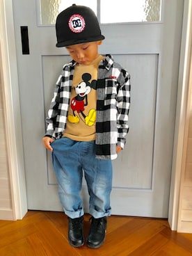 「DC（ディーシー）のアイテム（キャップ）」を使った、komaさん（キッズ・100cm）の秋コーディネート