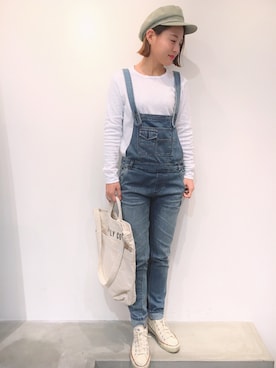 「RED CHOP WORKS（レッドチョップワークス）のアイテム（オールインワン・サロペット）」を使った、ゆいこさん（レディース・158cm）の春コーディネート