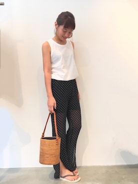 「RED CHOP WORKS（レッドチョップワークス）のアイテム（パンツ）」を使った、ゆいこさん（レディース・158cm）の夏コーディネート